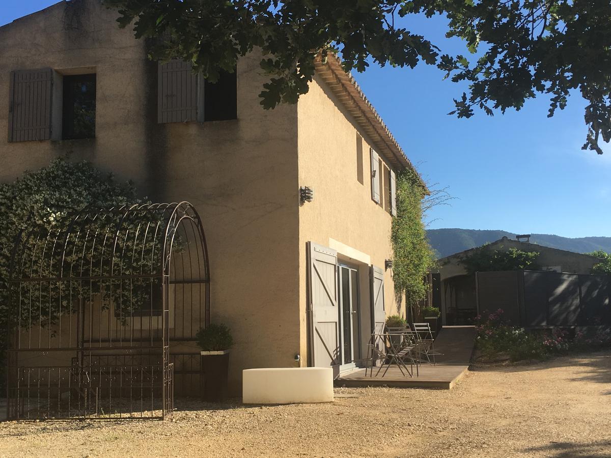 Bed And Breakfast Nulle Part Ailleurs Ménerbes Exterior foto